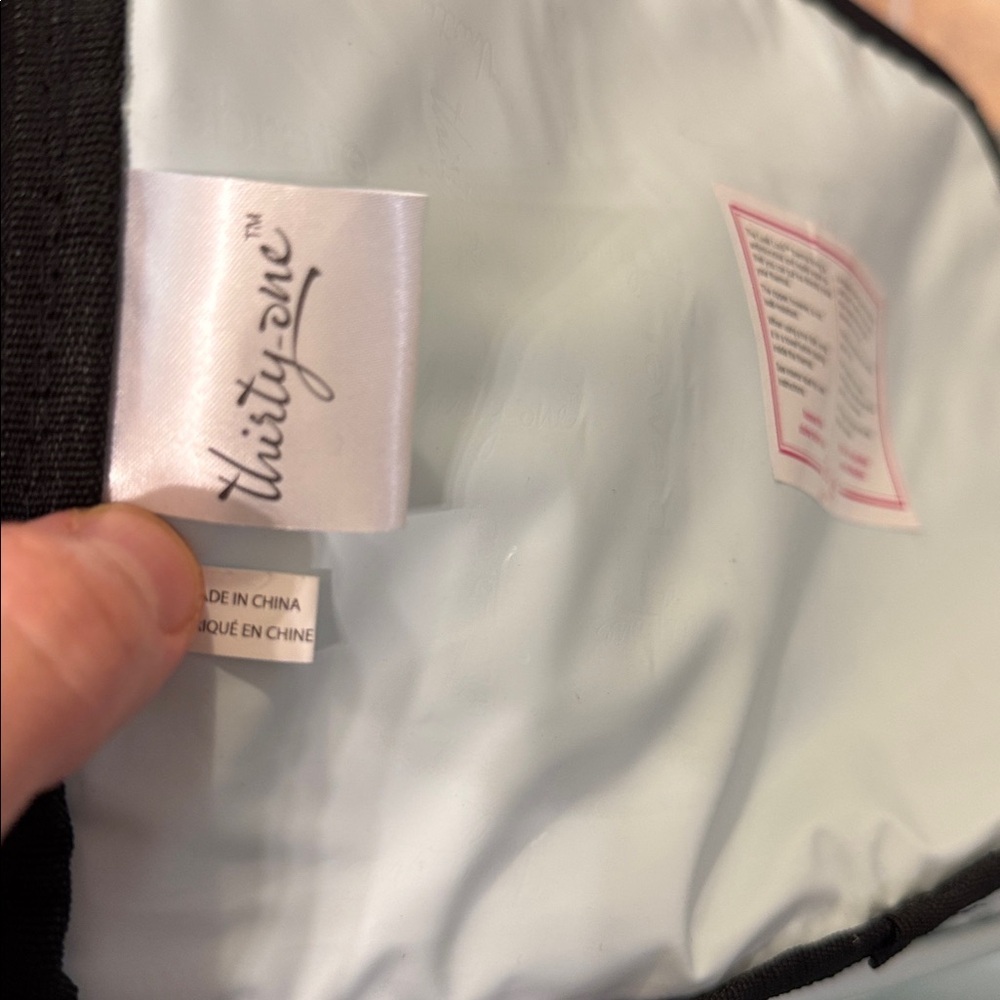 Thirty-One Signature Collection 31 LG Light Gray Black Insulated Bag - Picture 8 of 13